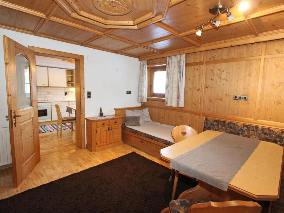 Beautiful Flat In Kaltenbach Near The Ski Area Екстер'єр фото